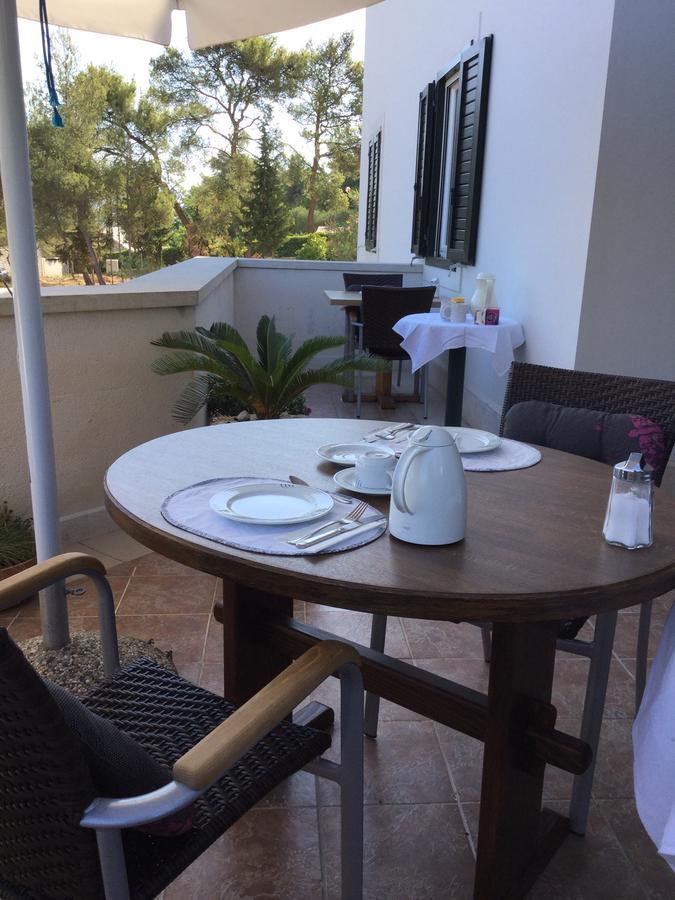 Villa Bunta Sutivan Esterno foto